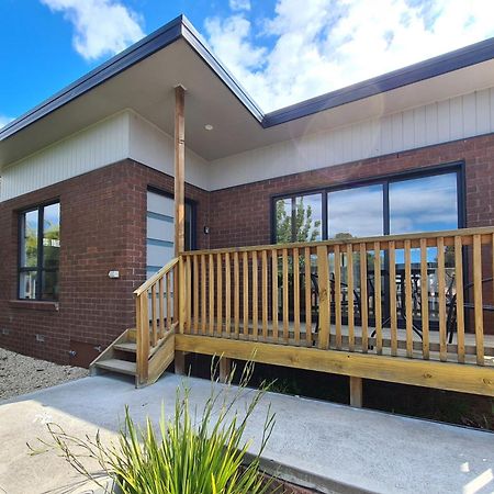 Cedar Cottages Blackmans Bay Exteriör bild