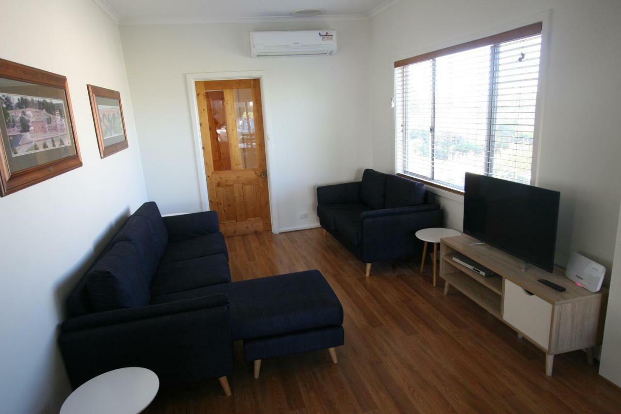 Cedar Cottages Blackmans Bay Exteriör bild